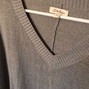 Grey light weight sweater with “winged” 3/4 sleeve